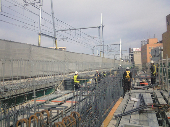 鉄道高架工事